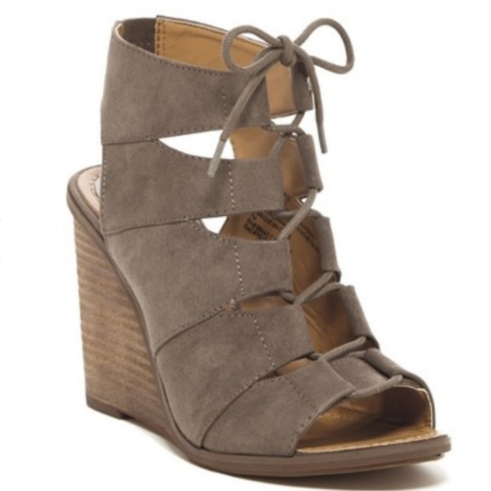 Melrose and Market Lace Wedges